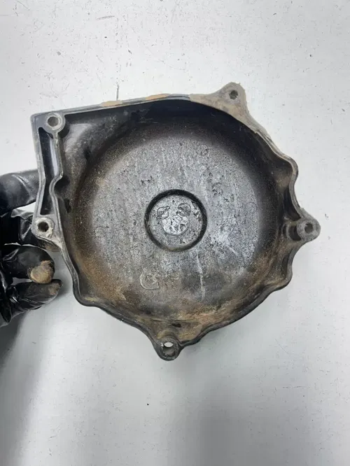 1977 77 Yamaha IT250 it 250 D OEM  Clutch Stator Cover Engine CrankCase