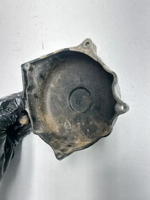1977 77 Yamaha IT250 it 250 D OEM  Clutch Stator Cover Engine CrankCase