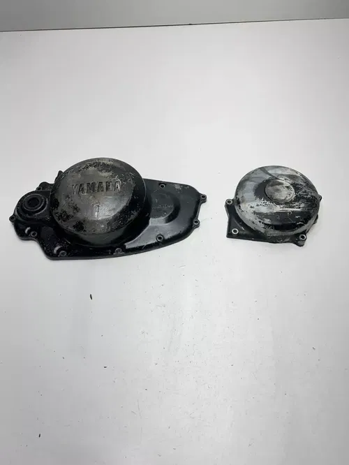 1977 77 Yamaha IT250 it 250 D OEM  Clutch Stator Cover Engine CrankCase