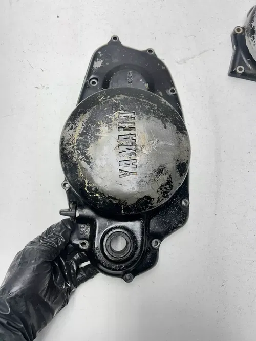 1977 77 Yamaha IT250 it 250 D OEM  Clutch Stator Cover Engine CrankCase