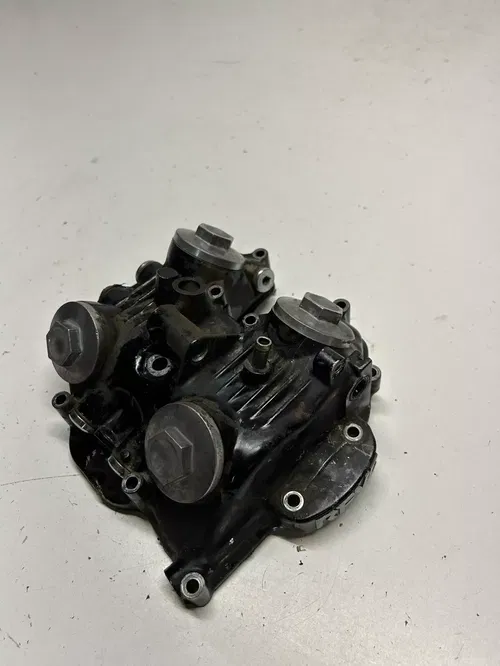 1983 83 Honda XR500R Xr 500 R xr OEM GOOD! Cylinder Head Cap Rocker Arms Valve