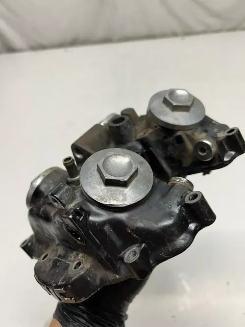 1983 83 Honda XR500R Xr 500 R xr OEM GOOD! Cylinder Head Cap Rocker Arms Valve
