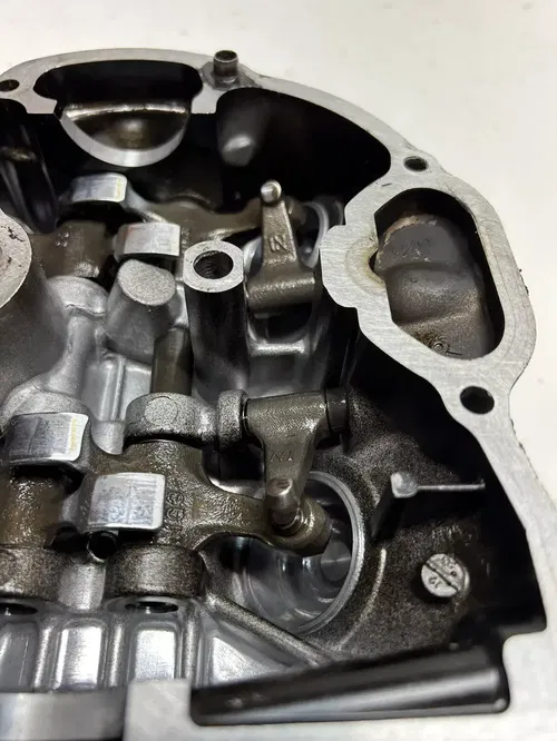 1983 83 Honda XR500R Xr 500 R xr OEM GOOD! Cylinder Head Cap Rocker Arms Valve