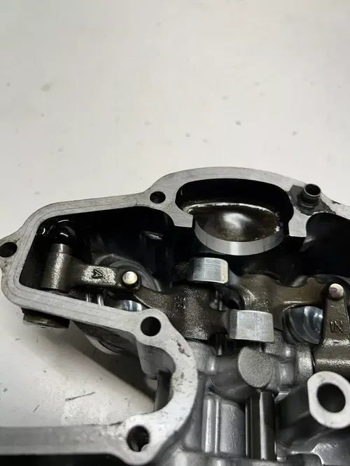 1983 83 Honda XR500R Xr 500 R xr OEM GOOD! Cylinder Head Cap Rocker Arms Valve
