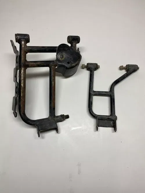 04 Arctic Cat V-2 SE 650 A Arm Left Rear Lower And Upper Free Ship