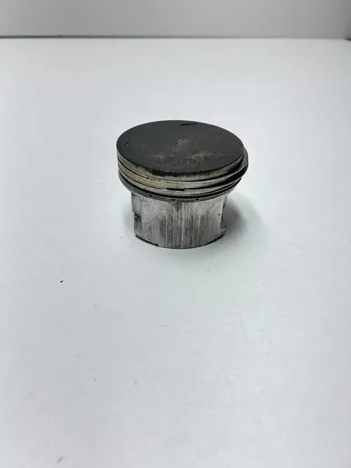 2006 06 Polaris Trail Boss 330 2x4 OEM Engine Cylinder Piston Block Jug Barrel