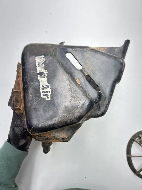 1989 89 Yamaha YZ125 Yz 125 OEM  LOT Air Box Airbox Intake Filter Housing Cage