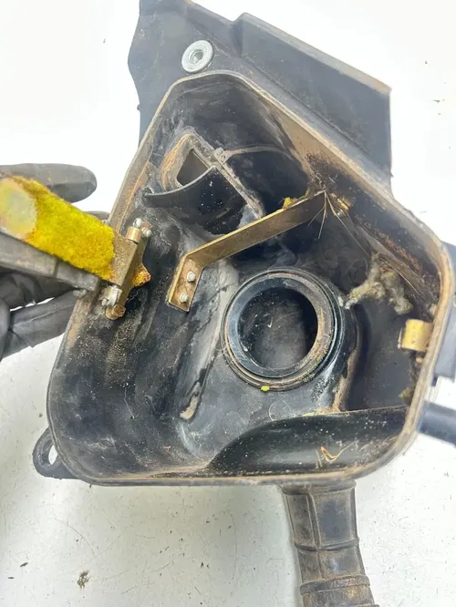 86 1986 Honda XR80R Xr 80 R OEM LOT Air Box Filter Intake Airbox Lid Boot Strap
