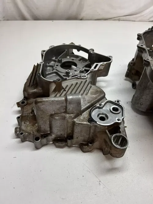 01 Yamaha Kodiak 400 4x4 YFM400 Crankcase Cases Case Engine Motor READ DESCRIPTI