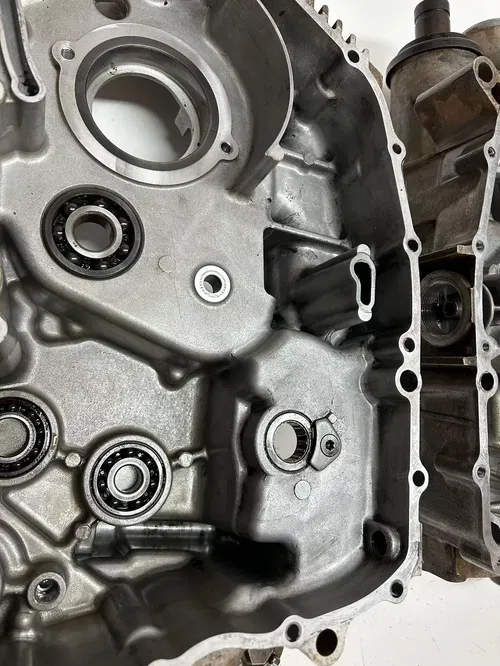 01 Yamaha Kodiak 400 4x4 YFM400 Crankcase Cases Case Engine Motor READ DESCRIPTI