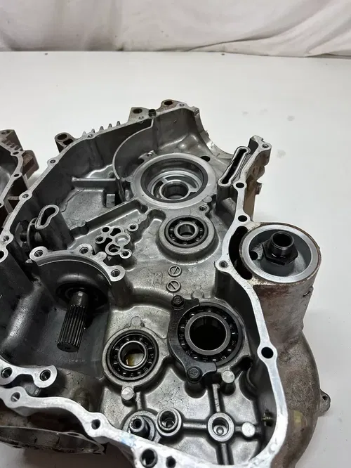 01 Yamaha Kodiak 400 4x4 YFM400 Crankcase Cases Case Engine Motor READ DESCRIPTI