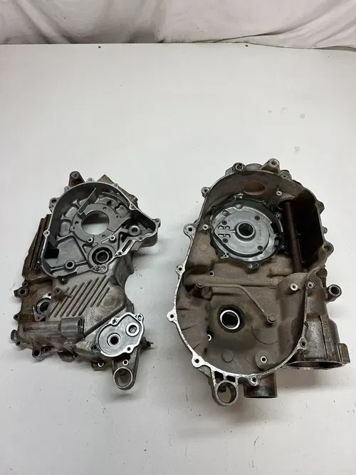 01 Yamaha Kodiak 400 4x4 YFM400 Crankcase Cases Case Engine Motor READ DESCRIPTI