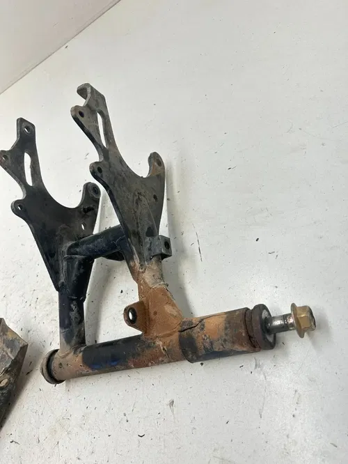 02 2002 Polaris Scrambler 90 2 Stroke OEM Swingarm Swing Arm Pivot Bolt Mount