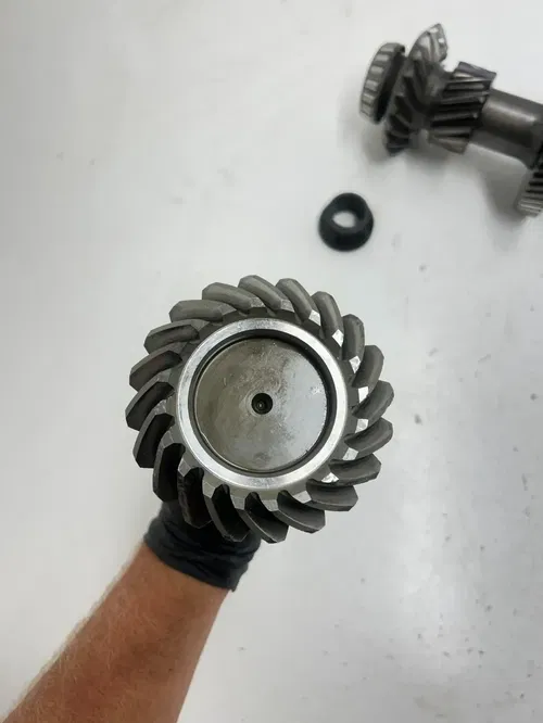 24 2024 Can-Am HD10 Defender Lonestar OEM Pinion Driveshaft Bevel Gear Shaft