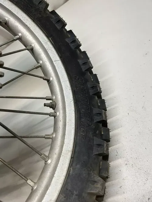 2007 07 YAMAHA YZ250F yz 250 f NEW TIRE! Rear Back Wheel Rim Hub SLIGHT WOBBLE
