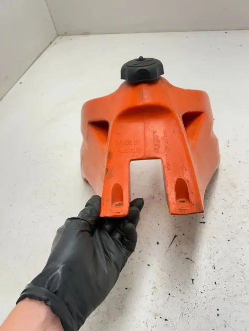 2001 98-01 KTM Adventure JR Mini 50 OEM GOOD THREADS! Gas Tank Fuel Cell Cap Mou
