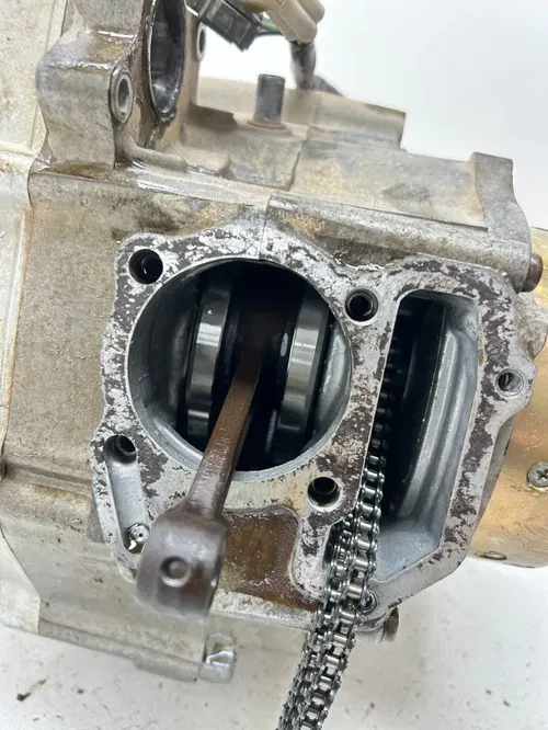 97 1997 Yamaha Moto 4 Badger YFM 80 OEM Engine Motor Bottom End Crankcase READ