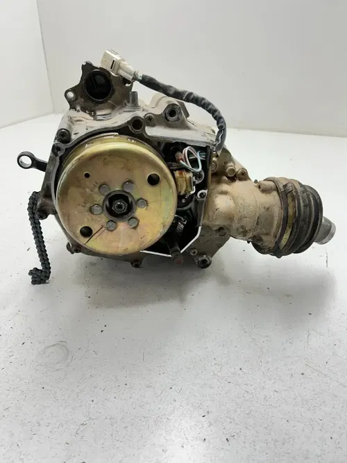 97 1997 Yamaha Moto 4 Badger YFM 80 OEM Engine Motor Bottom End Crankcase READ