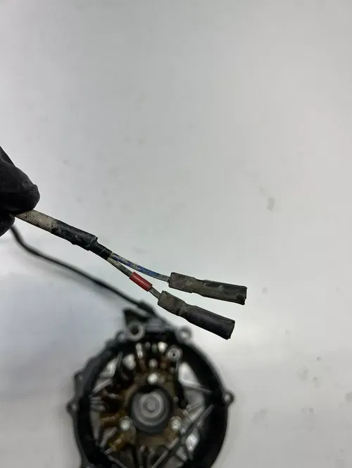 84 1984 HONDA XR350R xr 350 r OEM GOOD! Stator Ignition Wire Cover Case WORKING
