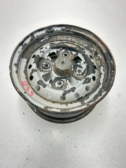 98 1998 Honda Recon 250 TRX250 2x4 OEM STRAIGHT! Front Wheel Rim 11 x 5.5 READ