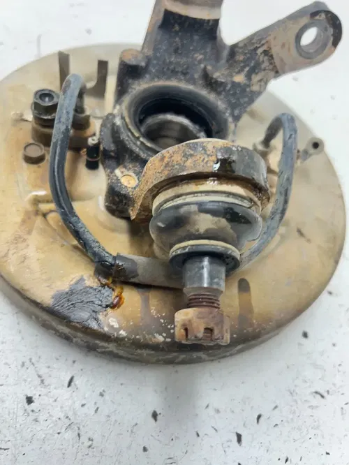 04 2004 Honda Foreman Rubicon 500 Trx500fa3 OEM GOOD Front Right Hub Spindle Bra