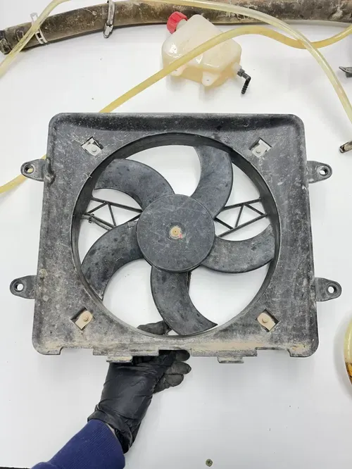 2007 07 Polaris Sportsman 800 X2 EFI OEM GOOD! Radiator Fan Coolant Line Tube