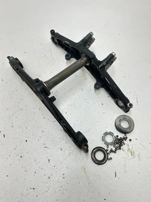 84 1984 Yamaha Tri Moto 225 DX YTM225DXL OEM GOOD Triple Clamps Tree Steering Po