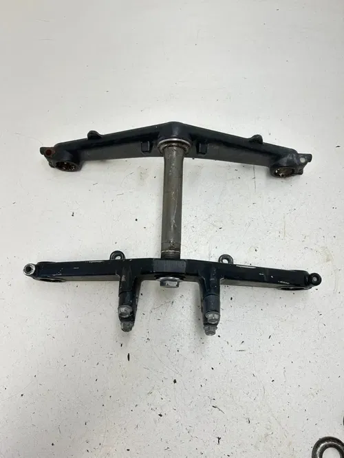 84 1984 Yamaha Tri Moto 225 DX YTM225DXL OEM GOOD Triple Clamps Tree Steering Po