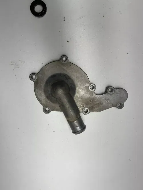 2007 07 Polaris Sportsman 800 X2 EFI OEM GOOD! Water Pump Stator Cover Case