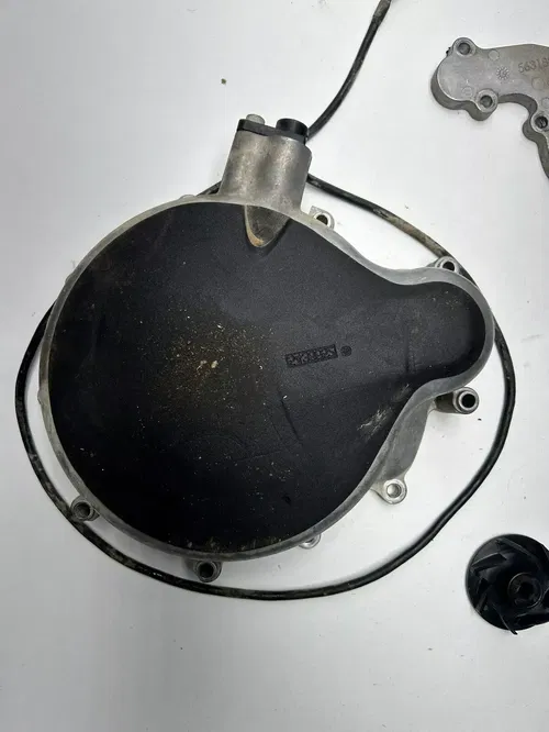 2007 07 Polaris Sportsman 800 X2 EFI OEM GOOD! Water Pump Stator Cover Case