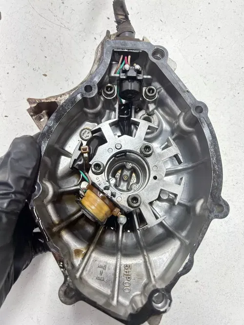 01 2001 Yamaha TTR125 Ttr 125 OEM NICE GOOD Stator Magneto Ignition Cover Case