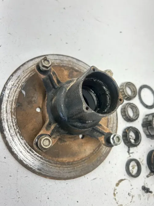 96 1996 Polaris Sportsman 400 2 Stroke 4x4 OEM Front Wheel Left Hub Disc Brake
