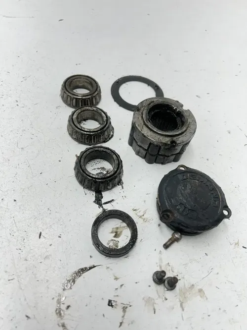 96 1996 Polaris Sportsman 400 2 Stroke 4x4 OEM Front Wheel Left Hub Disc Brake