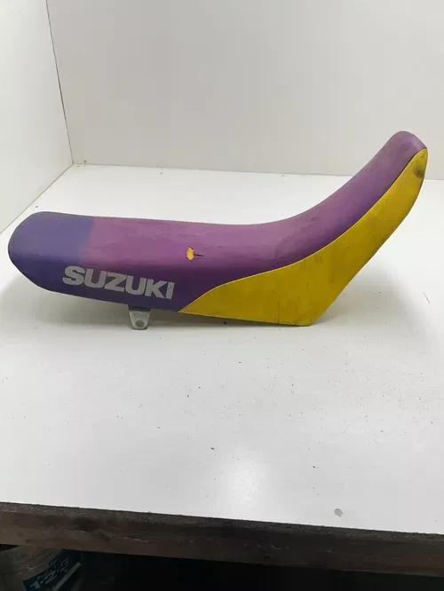 97 1997 Suzuki DR650SE Dr 650 OEM Seat Foam Cover Saddle Pan READ DESCRIPTION
