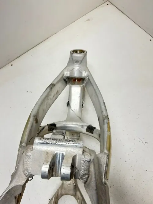 04 2004 Honda CRF 250 R L OEM Main Frame Body Assembly Chassis BOS! READ
