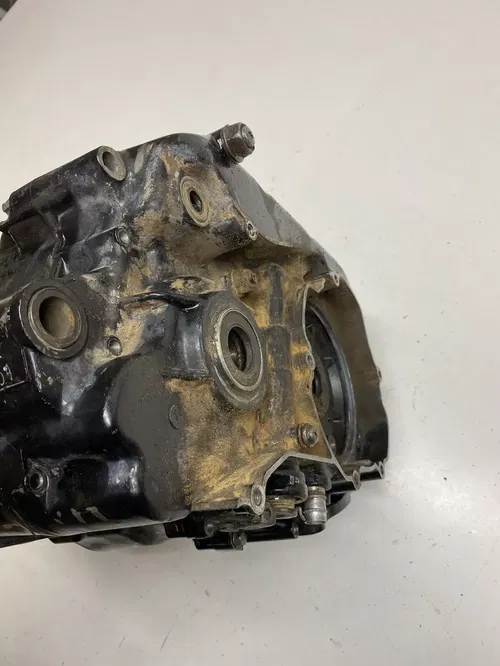 1993 93 Yamaha XT350B xt 350 Crankcase Case Cases L R  DAMAGE! READ DESCRIPTION