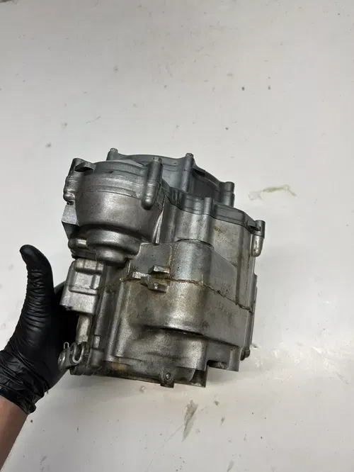 1999 99 YAMAHA WR400F wr 400 f GOOD! Crankcase Case Cases Cover Engine Motor Cap