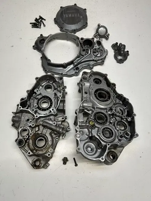 1999 99 YAMAHA WR400F wr 400 f GOOD! Crankcase Case Cases Cover Engine Motor Cap