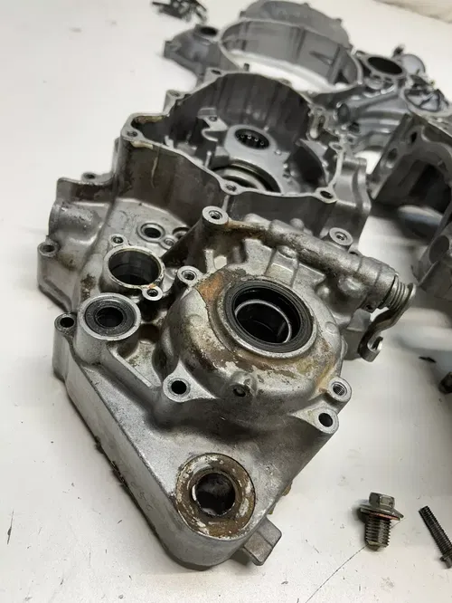 1999 99 YAMAHA WR400F wr 400 f GOOD! Crankcase Case Cases Cover Engine Motor Cap