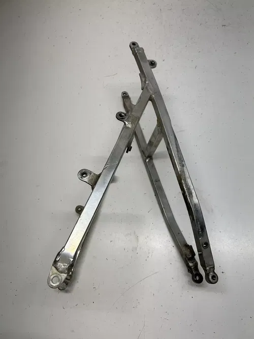 2000 HONDA CR250R cr 250 r OEM Subframe Sub Frame GOOD THREADS Free Ship