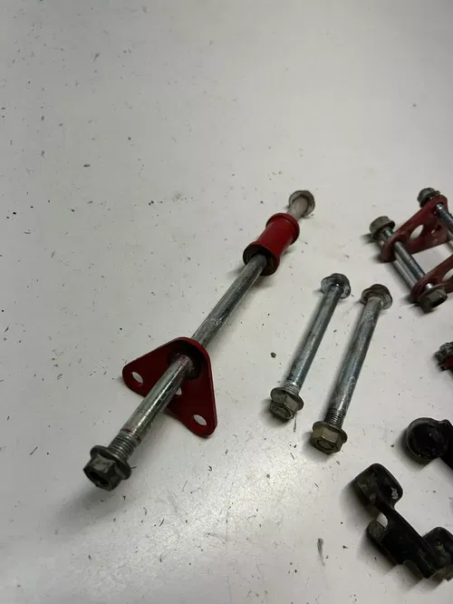 1984 84 Honda XL250R Xl 250 r OEM LOT Engine Motor Mount Support Bolt Cover