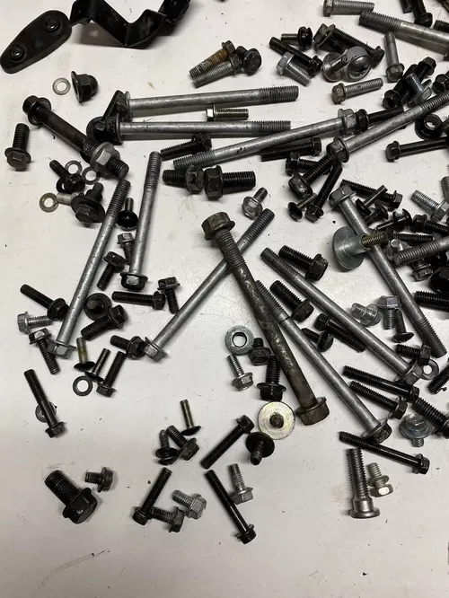 2001 01 NINJA EX 500 R LOT BOLTS HARDWARE MOUNT NUT GUARD 995 MILES FREE US SHIP