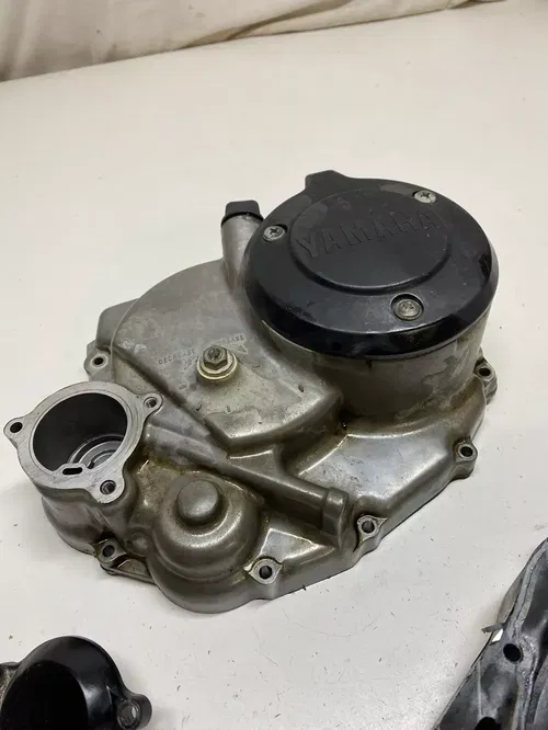 2005 05 Yamaha Bruin 250 YFM250 2x4 GOOD Inner Outer Clutch Cover Case Oil Cap