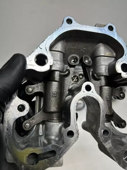 2002 02 Honda TRX500 FA2 4x4 Foreman Rubicon GOOD! Cylinder Head Cap Rocker Valv