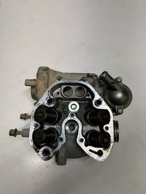 2002 02 Honda TRX500 FA2 4x4 Foreman Rubicon GOOD! Cylinder Head Cap Rocker Valv