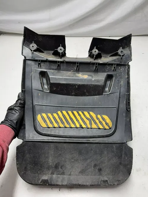 2004 04 Ski-doo Summit 800 Highmark 151" OEM LOT Mud Snow Flap Guard Mount Rear