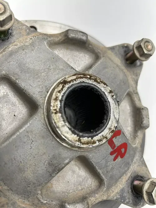 2007 07 Polaris Sportsman 800 X2 EFI OEM Rear Right Left Hub Hubs Disc Brake