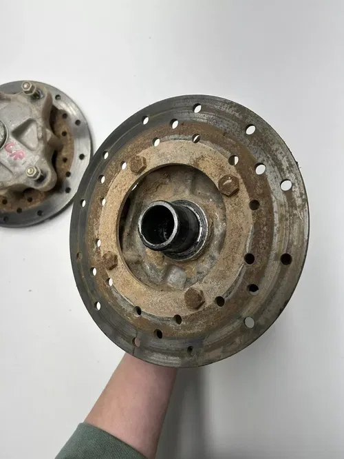 2007 07 Polaris Sportsman 800 X2 EFI OEM Rear Right Left Hub Hubs Disc Brake