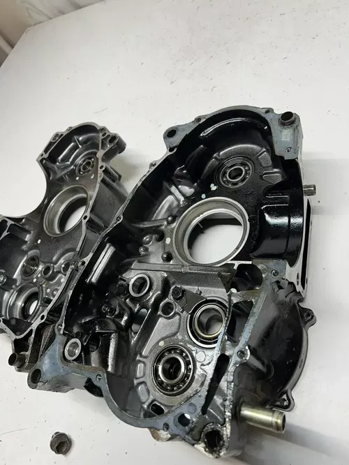 1983 83 Honda XR500R Xr 500 R xr OEM GOOD! Crankcase Cases Case Engine Motor
