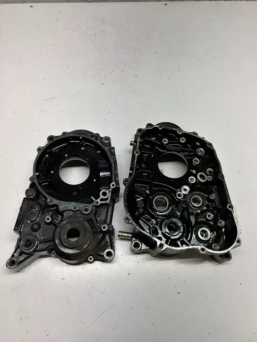 1983 83 Honda XR500R Xr 500 R xr OEM GOOD! Crankcase Cases Case Engine Motor